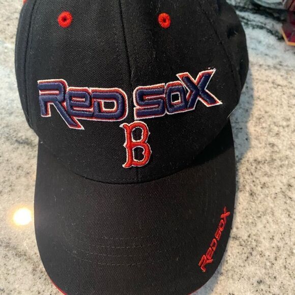Genuine Merchandise Other - Boston Redsox Hat 